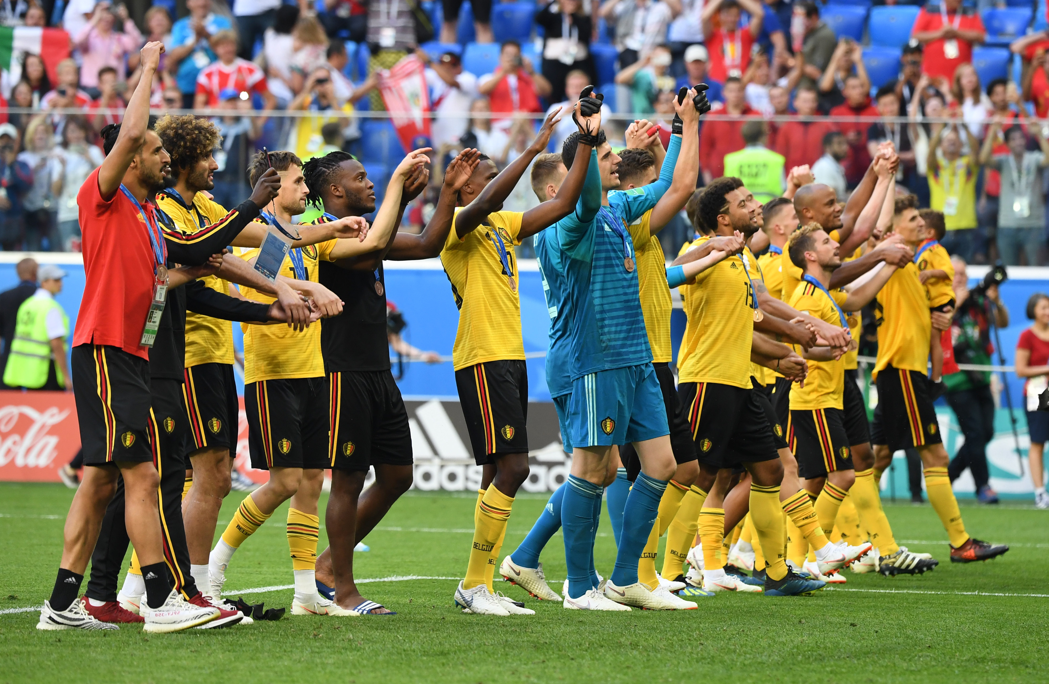 这只是他们 这只是他们