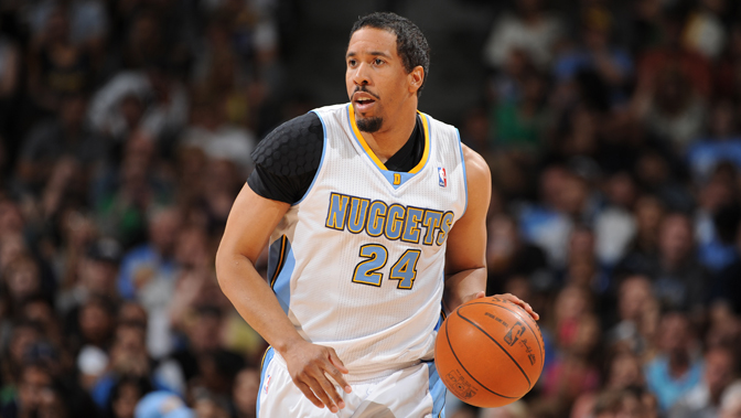 更是对球队 更是对球队