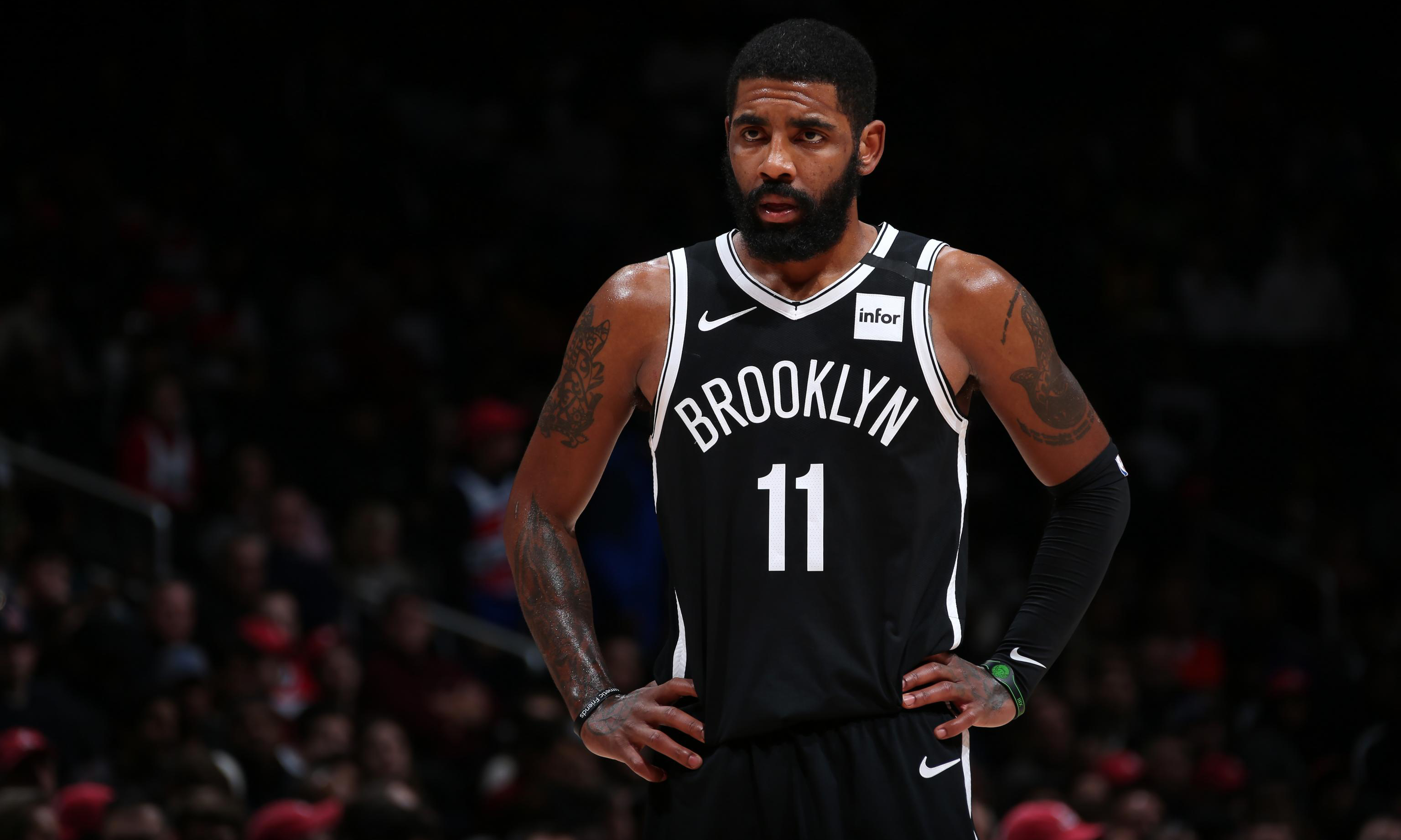 在全场屏息 在全场屏息